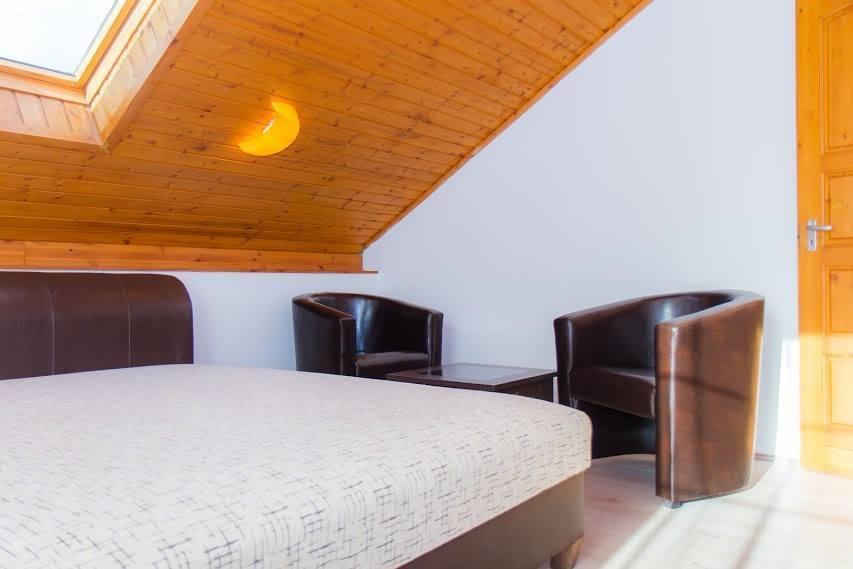 Vulcano Vendeghaz Hotel Mesteri Ngoại thất bức ảnh